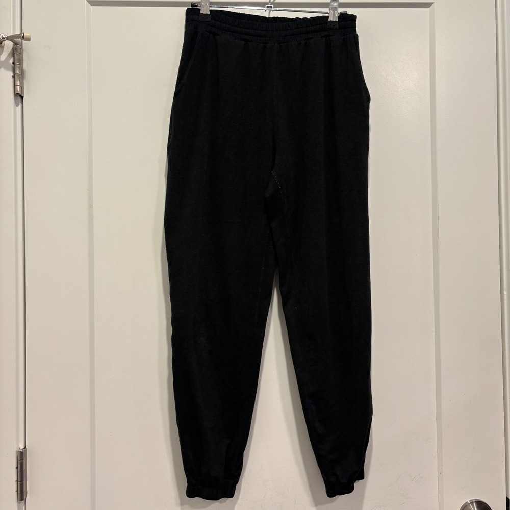 Vuori Performance Jogger Black Tapered Sweatpants VW457 XS